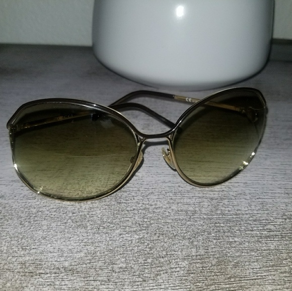 Authentic Gucci glasses - Picture 1 of 2